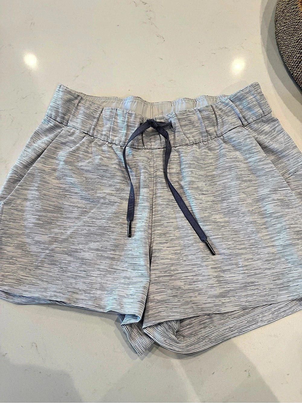 lululemon Track That High-Rise Lined Short 3" Blue & White Size 6